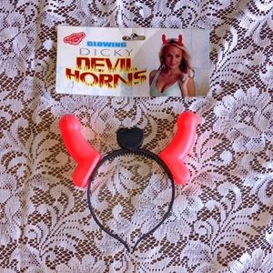 Devil horn novelty😈